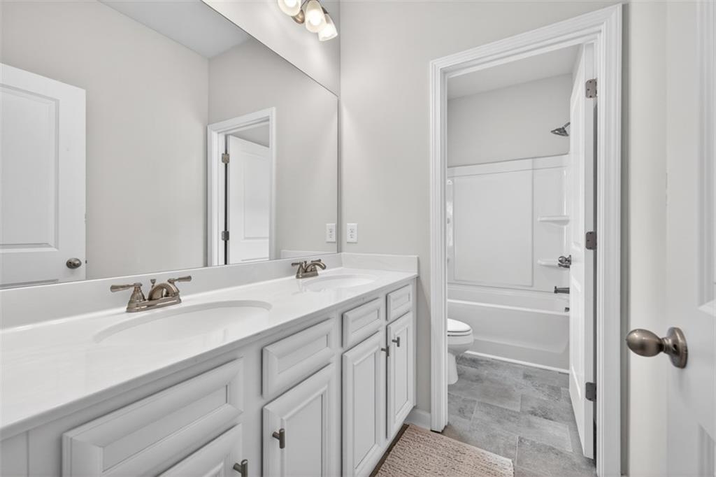 7774295 Property Photo 16