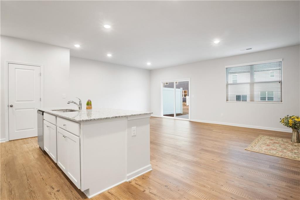 5332 Melbourne Lane Property Photo 7