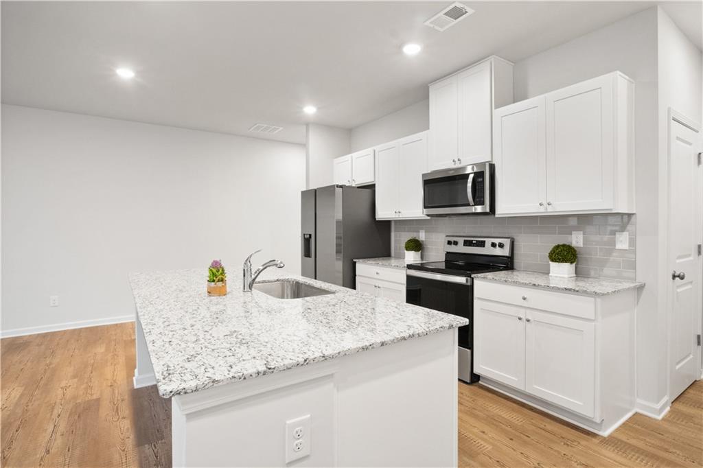 5332 Melbourne Lane Property Photo 10