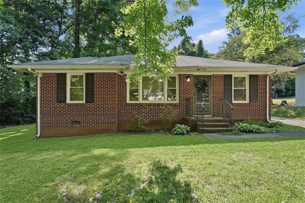 243 S Myrtle Street Property Photo 1
