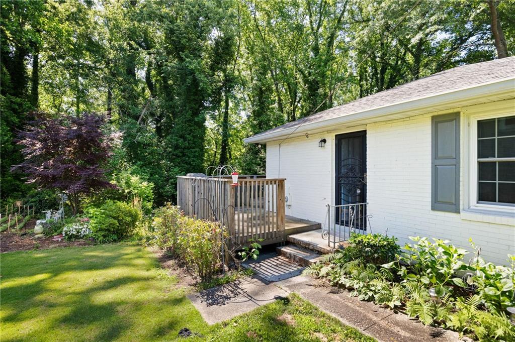 3366 Woodview Drive Se Property Photo 23