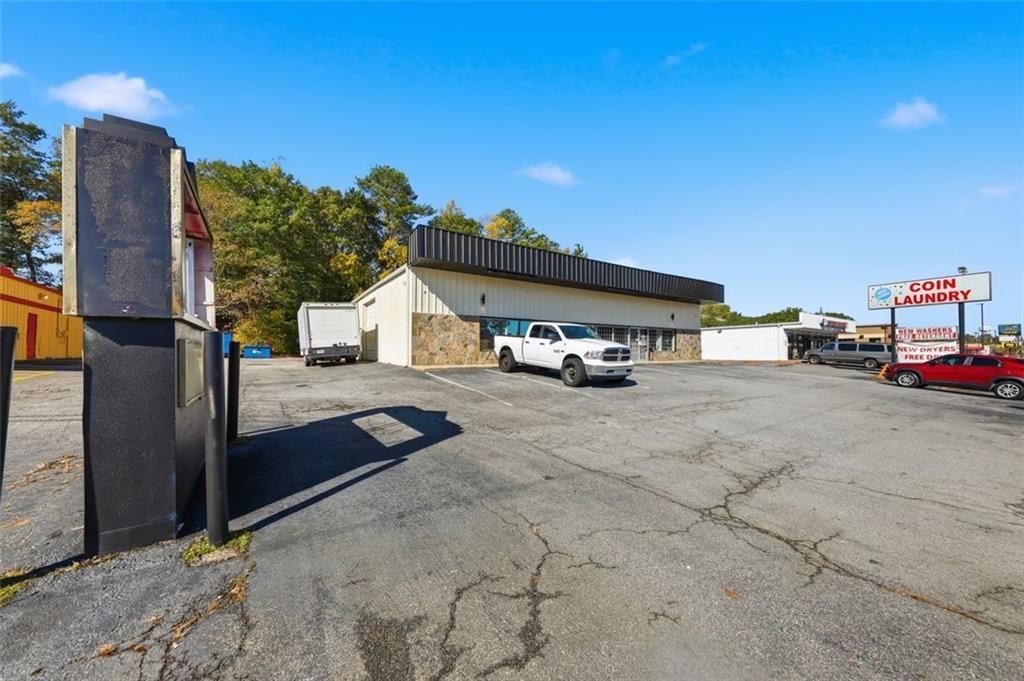 6843 Highway 85 Property Photo 2