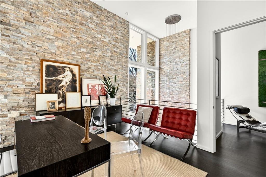292 9th Street Ne Property Photo 8