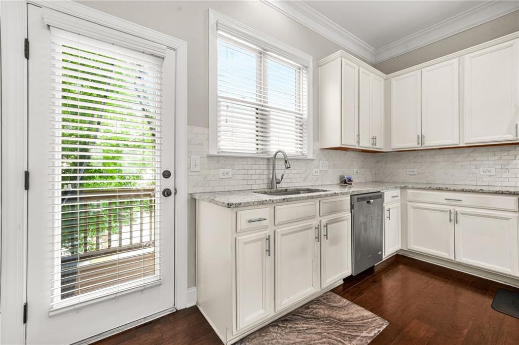 4405 Donahue Avenue Property Photo 19