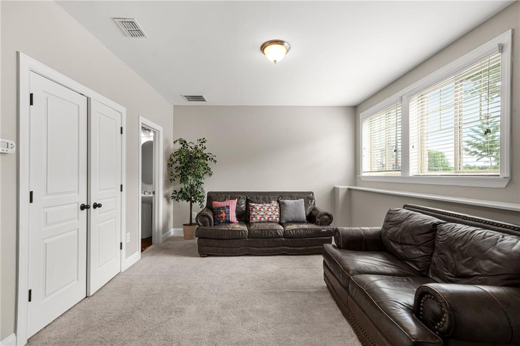 4405 Donahue Avenue Property Photo 23