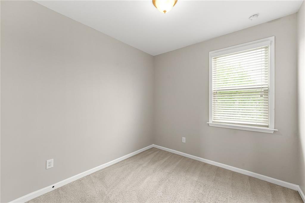 4405 Donahue Avenue Property Photo 37