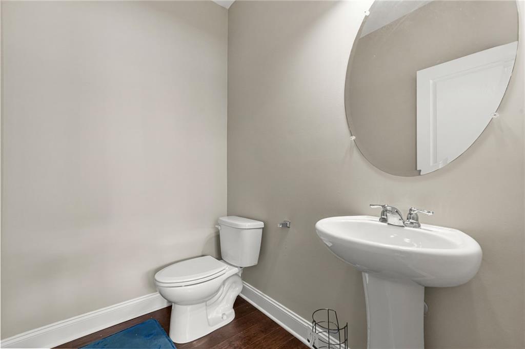 4405 Donahue Avenue Property Photo 39