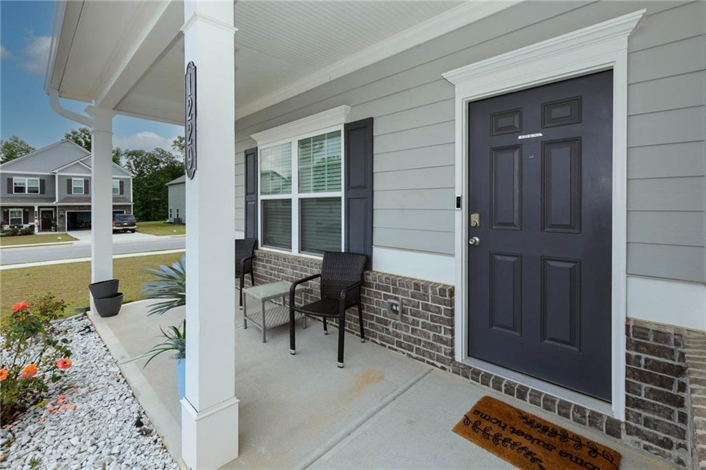1229 Lyndhurst Lane Property Photo 5