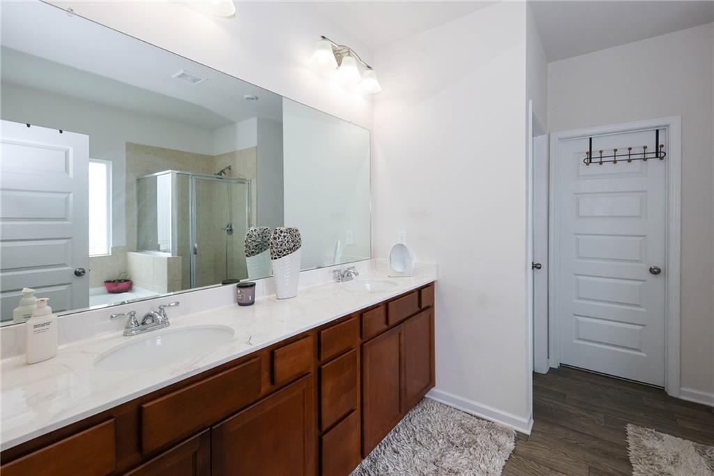 1229 Lyndhurst Lane Property Photo 23