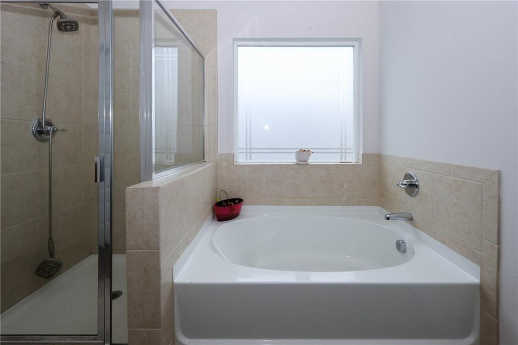 1229 Lyndhurst Lane Property Photo 26