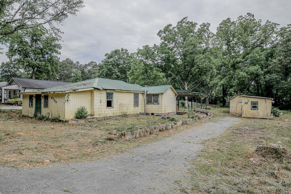3700 Moore Road Property Photo 1