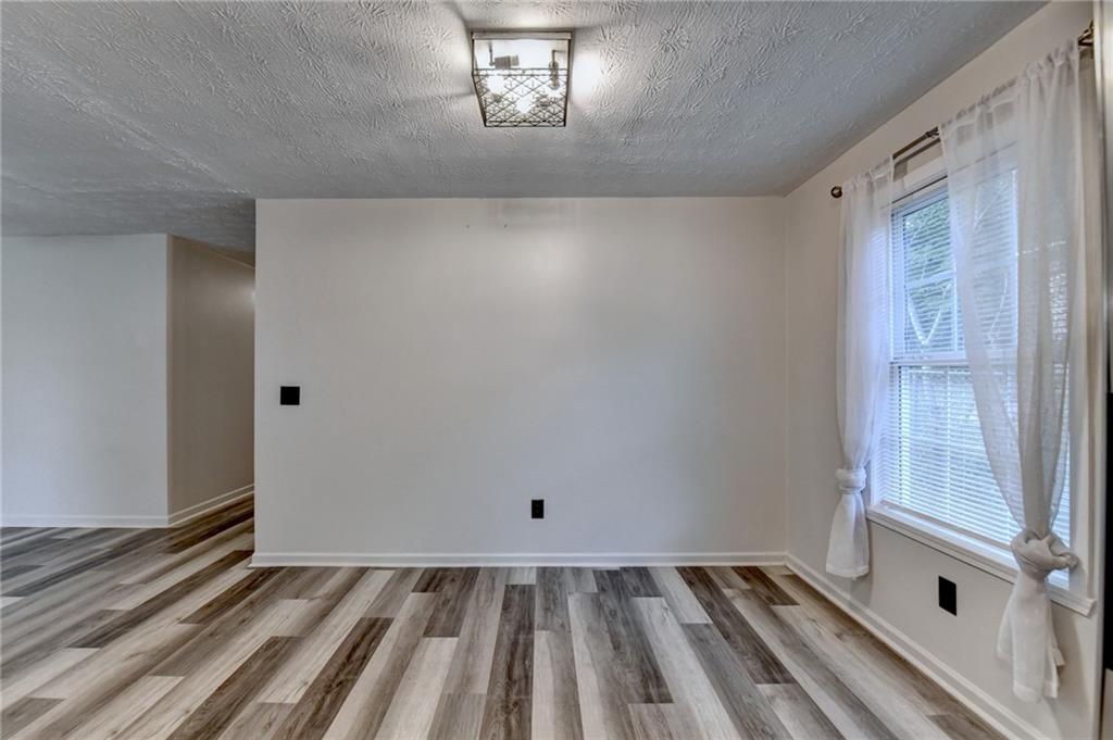 801 Davis Street Property Photo 14