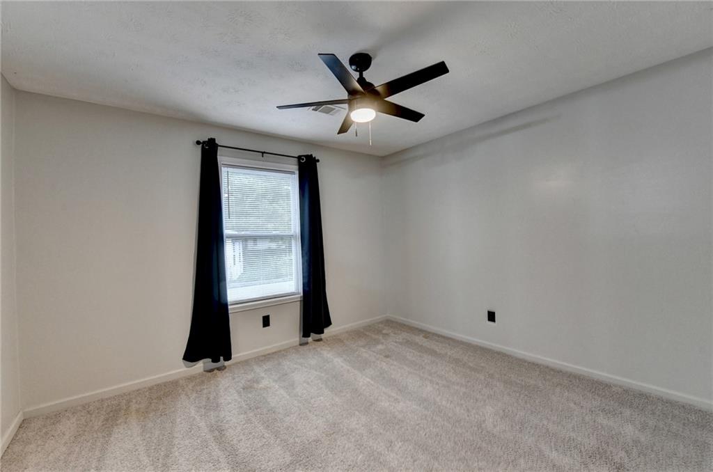 801 Davis Street Property Photo 23