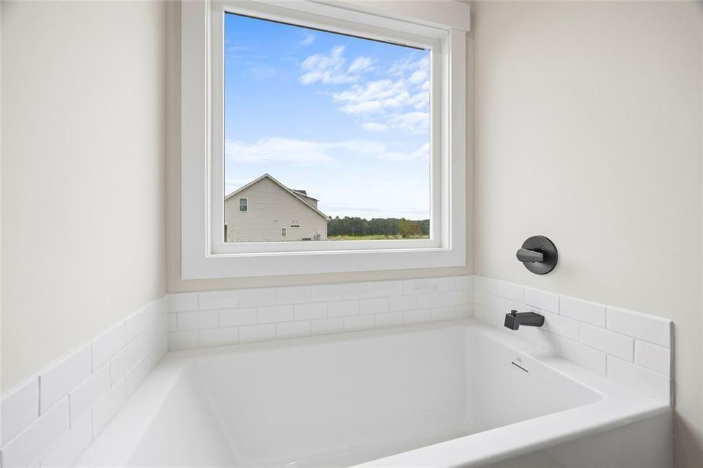 731 Racetrack Road Property Photo 6
