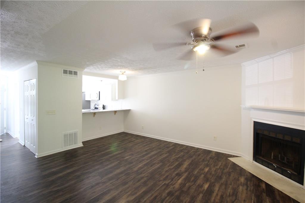 4031 Bayside Circle