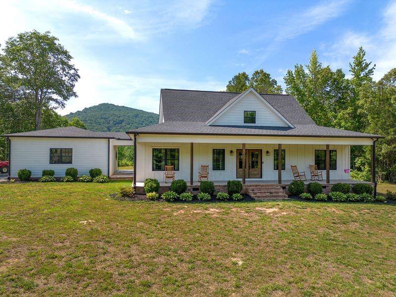1084 Shahan Lane Property Photo 1