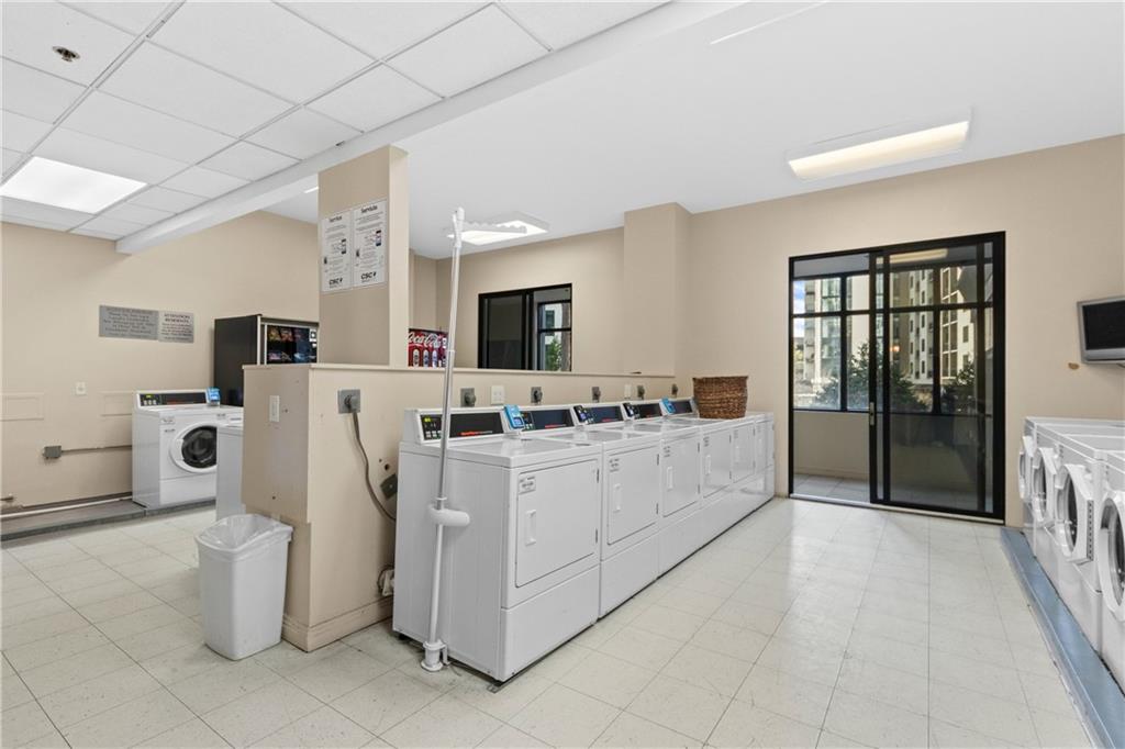 3481 Lakeside Drive Ne Unit 1201 Property Photo 22