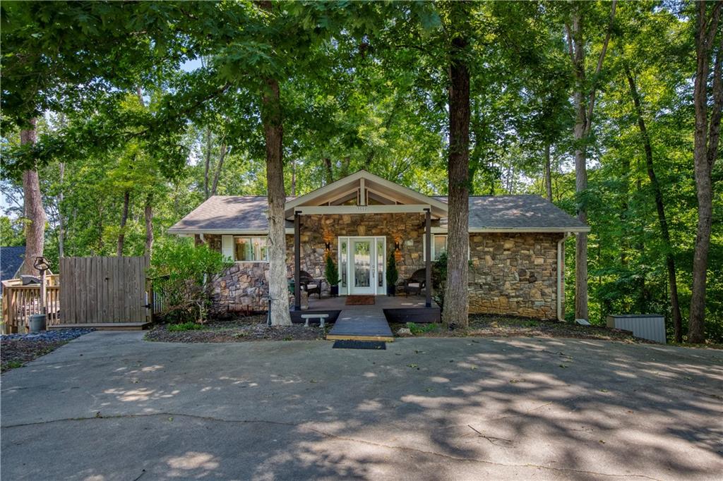 3112 Lake Ranch Drive Property Photo 1