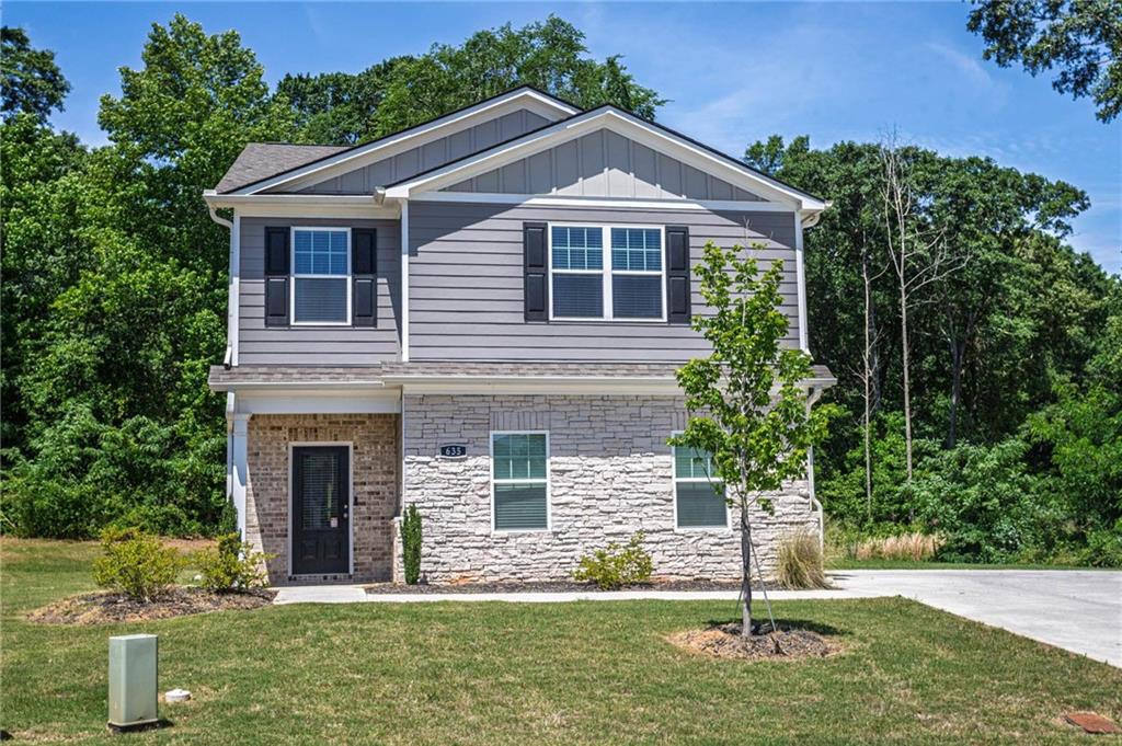 635 Meadows Farm Way Property Photo 1
