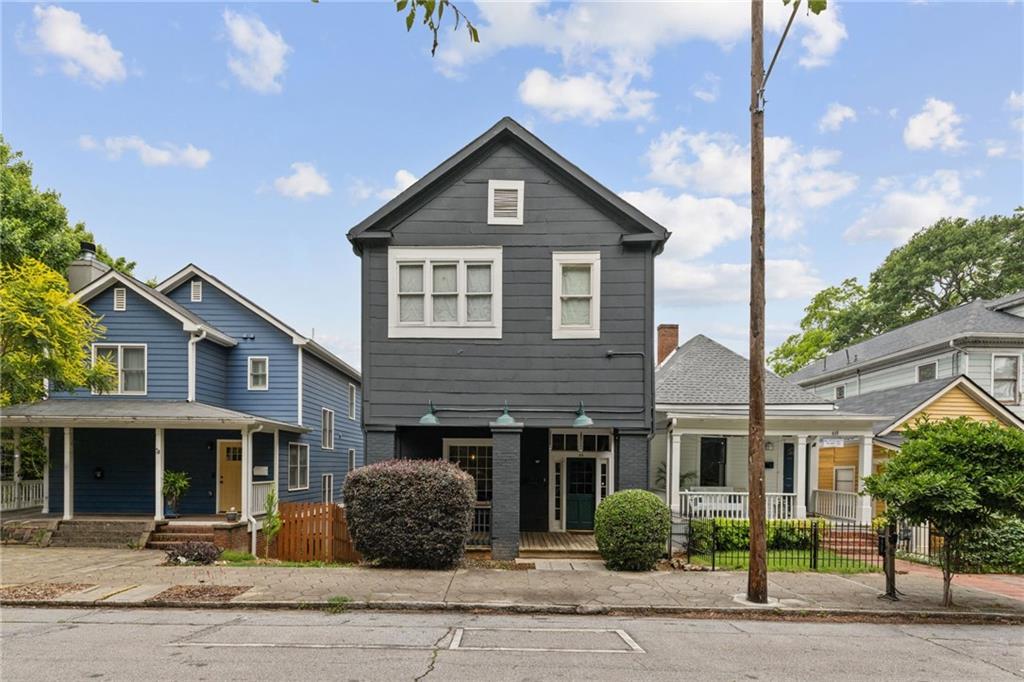 66 Howell Street NE Property Photo 1
