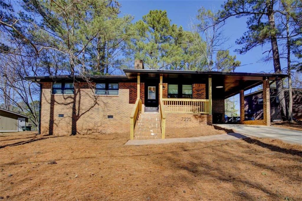 7225 Pineneedle Drive Property Photo 1