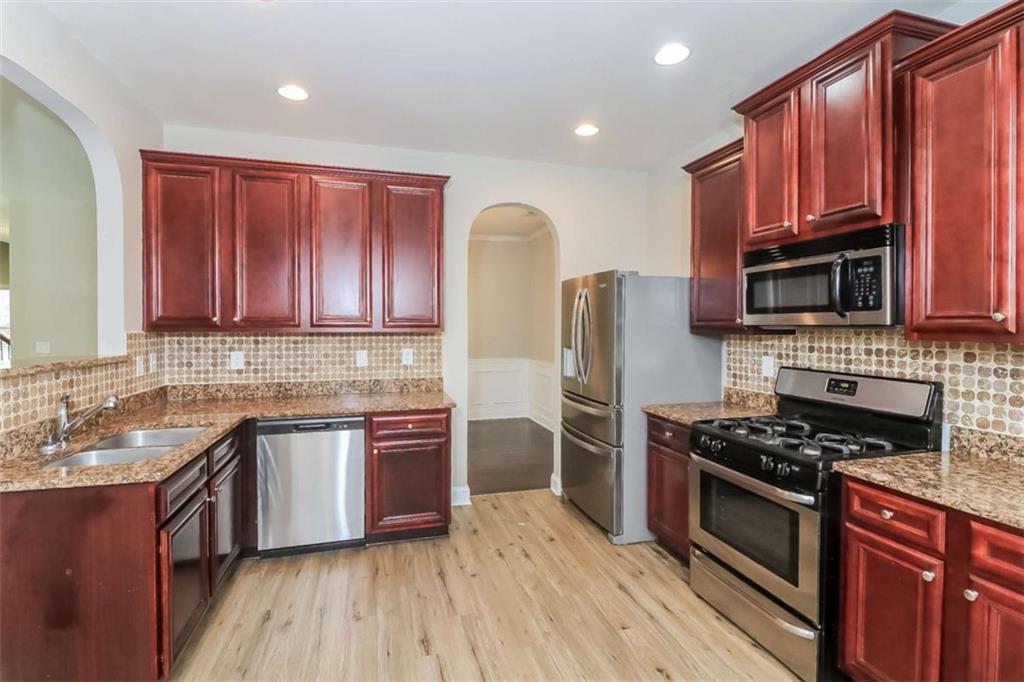 172 Fred Bishop Drive Property Photo 6