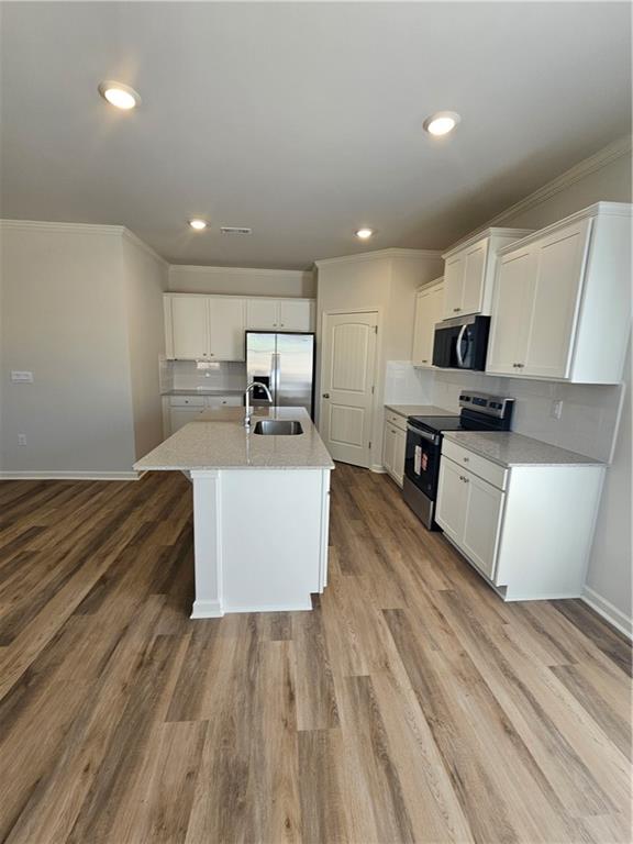 27 Berryville Drive Property Photo 6