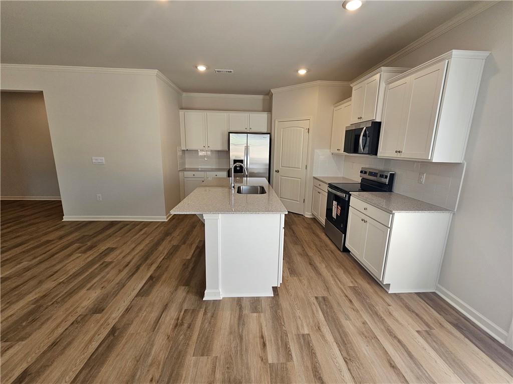 27 Berryville Drive Property Photo 7