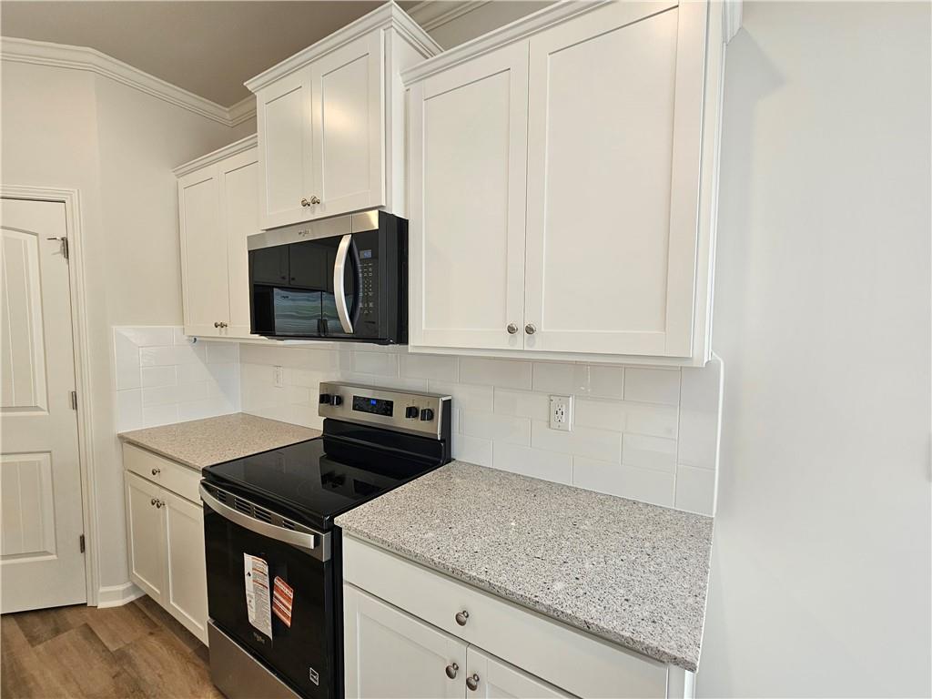 27 Berryville Drive Property Photo 10