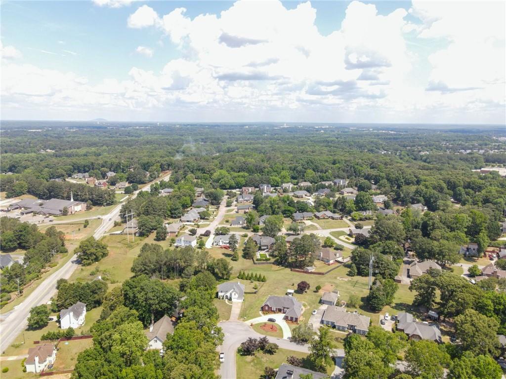3219 Lindas Circle Se Property Photo 9