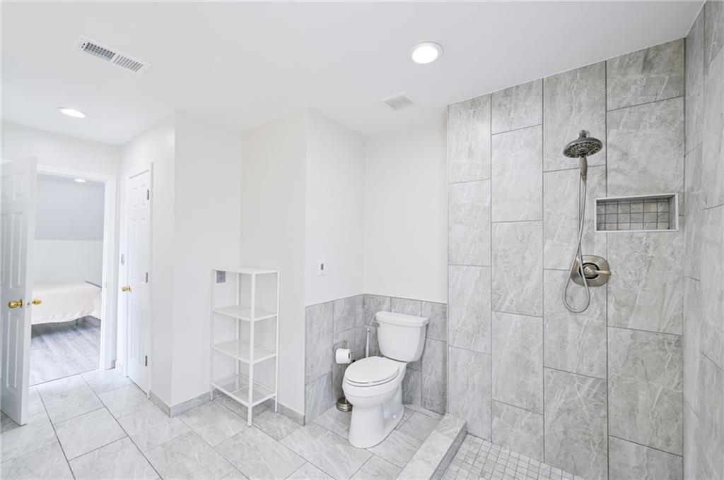 3219 Lindas Circle Se Property Photo 41