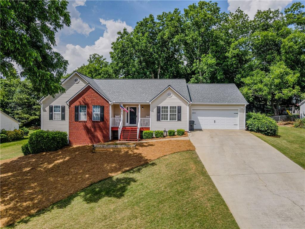 2990 Hampton Valley Drive Property Photo 1