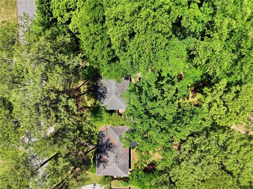 1111 N Valley Drive Property Photo 12