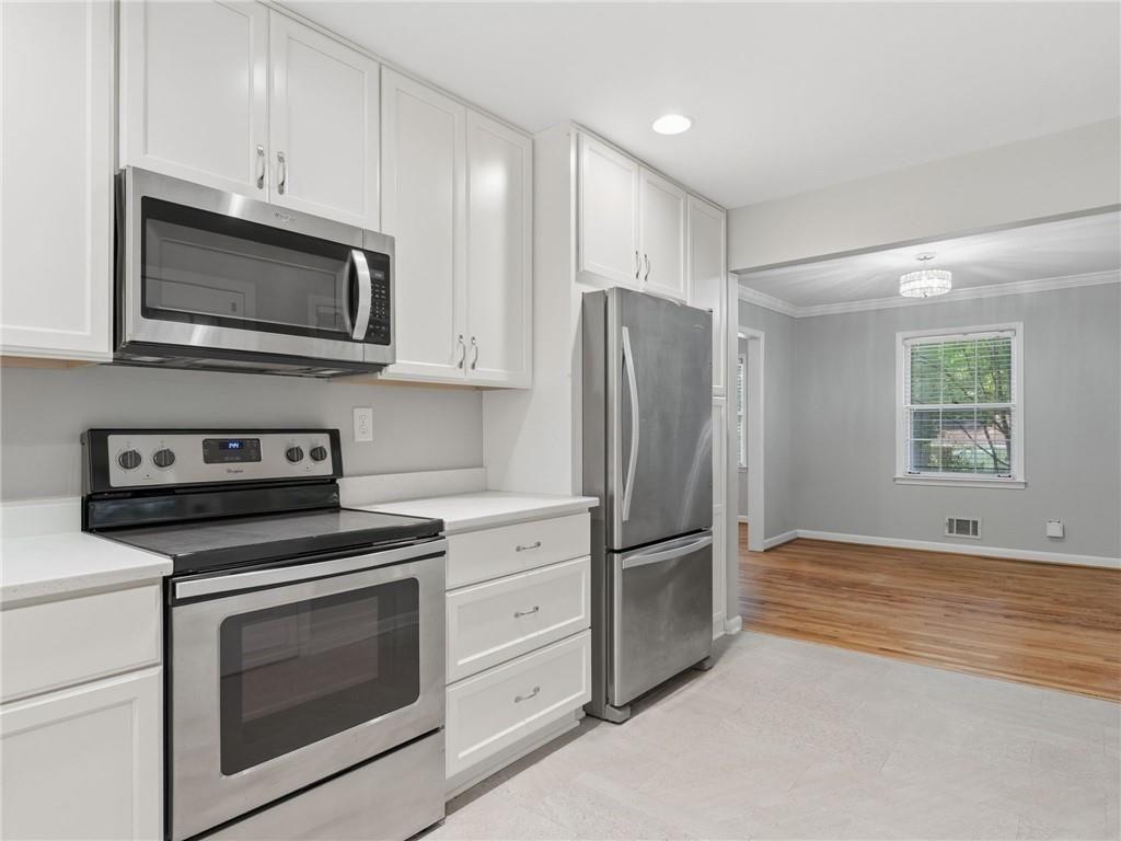 1111 N Valley Drive Property Photo 22