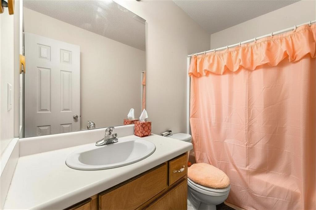 1480 E Broad Street Property Photo 13