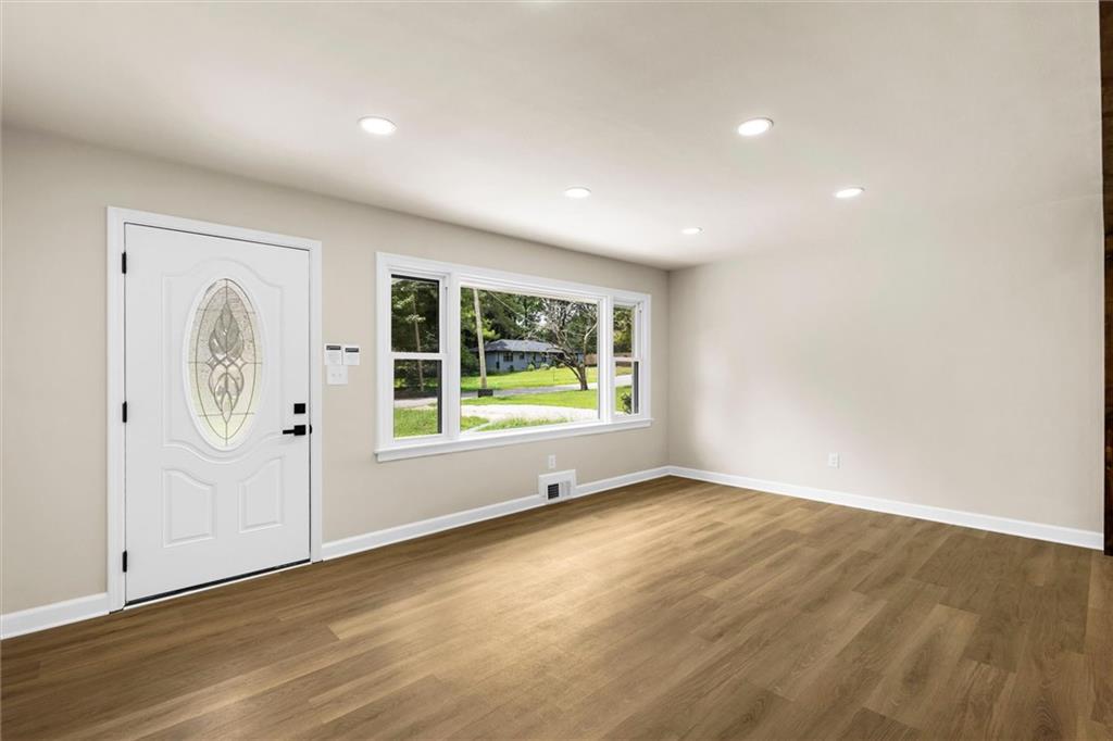 2794 Long Way Property Photo 4