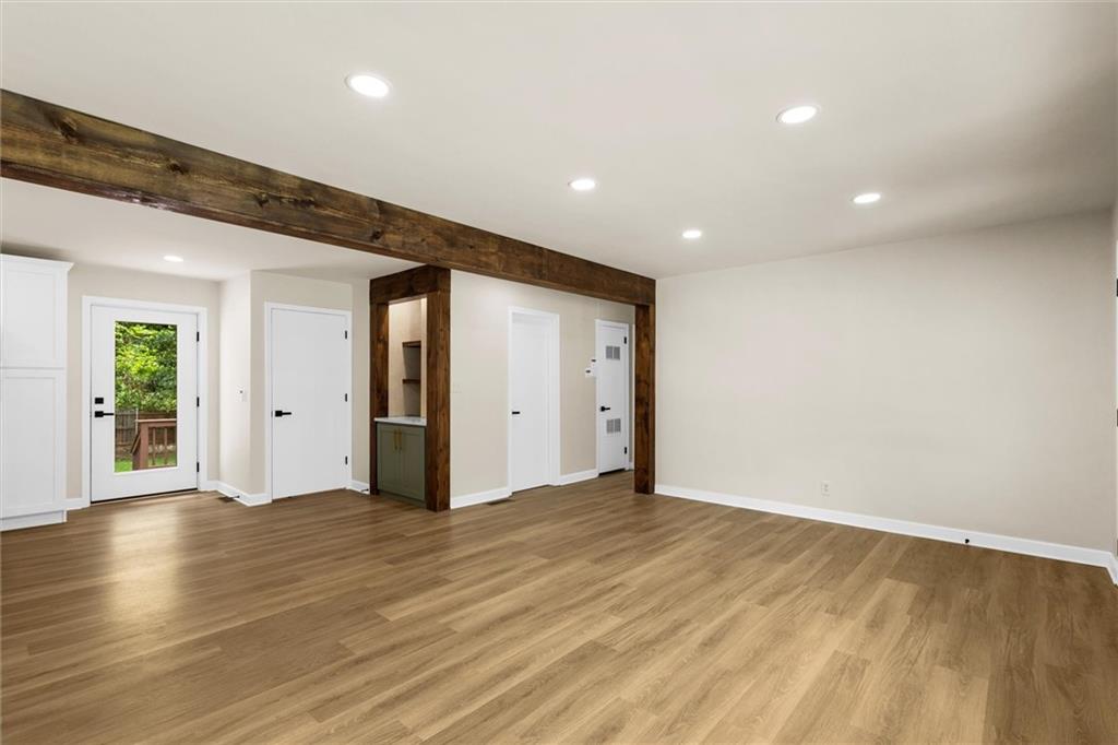 2794 Long Way Property Photo 5