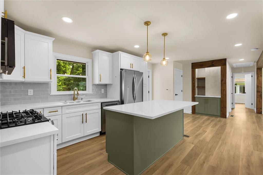 2794 Long Way Property Photo 13