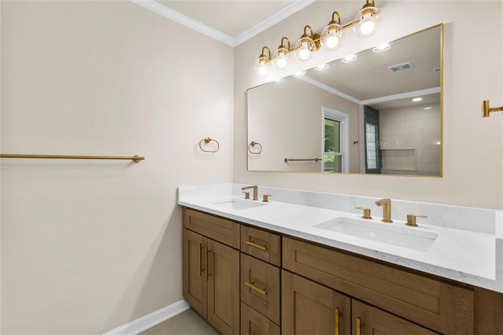 2794 Long Way Property Photo 22