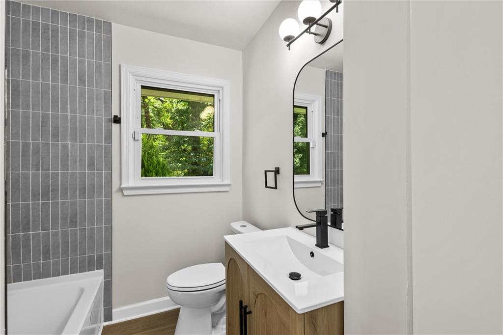 2794 Long Way Property Photo 26