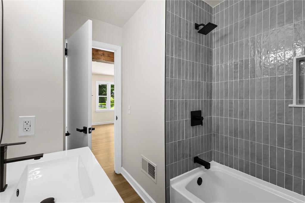 2794 Long Way Property Photo 27
