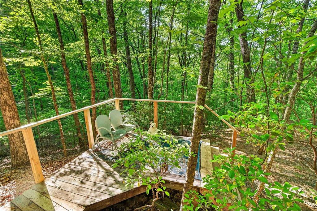 93 Martin Crossing Property Photo 26