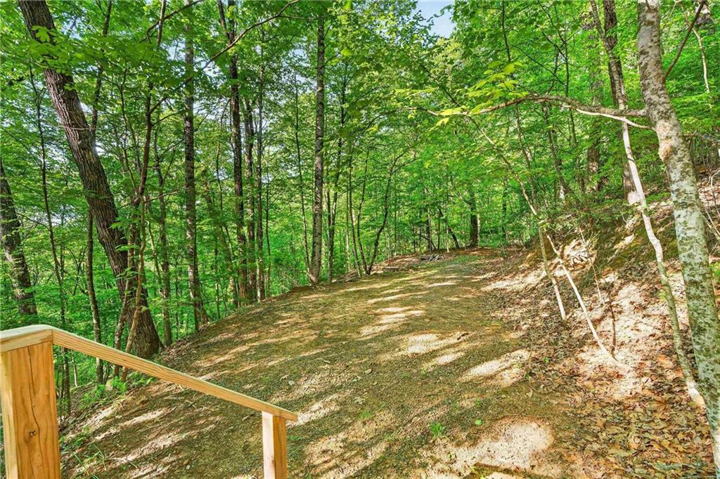 93 Martin Crossing Property Photo 28