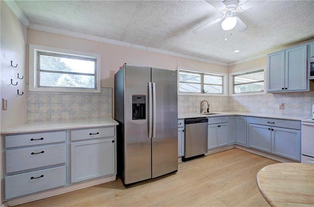113 Burton Drive Property Photo 7