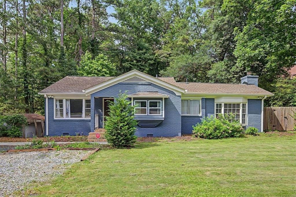 3711 Shallowford Road Property Photo 1