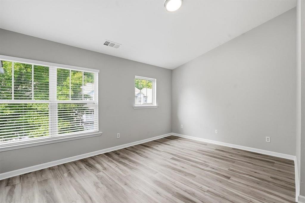 1297 Liberty Parkway Property Photo 19