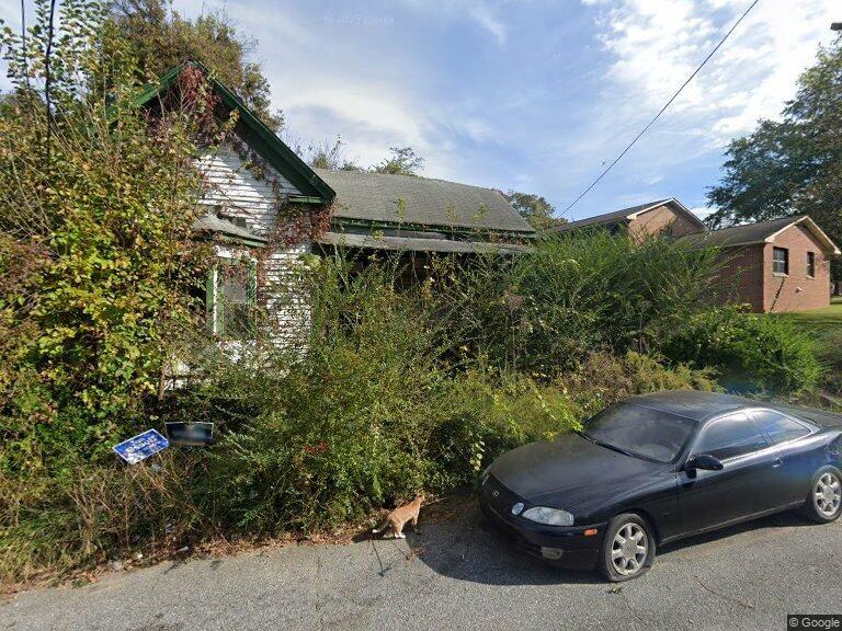 1431 4th Avenue Property Photo 1
