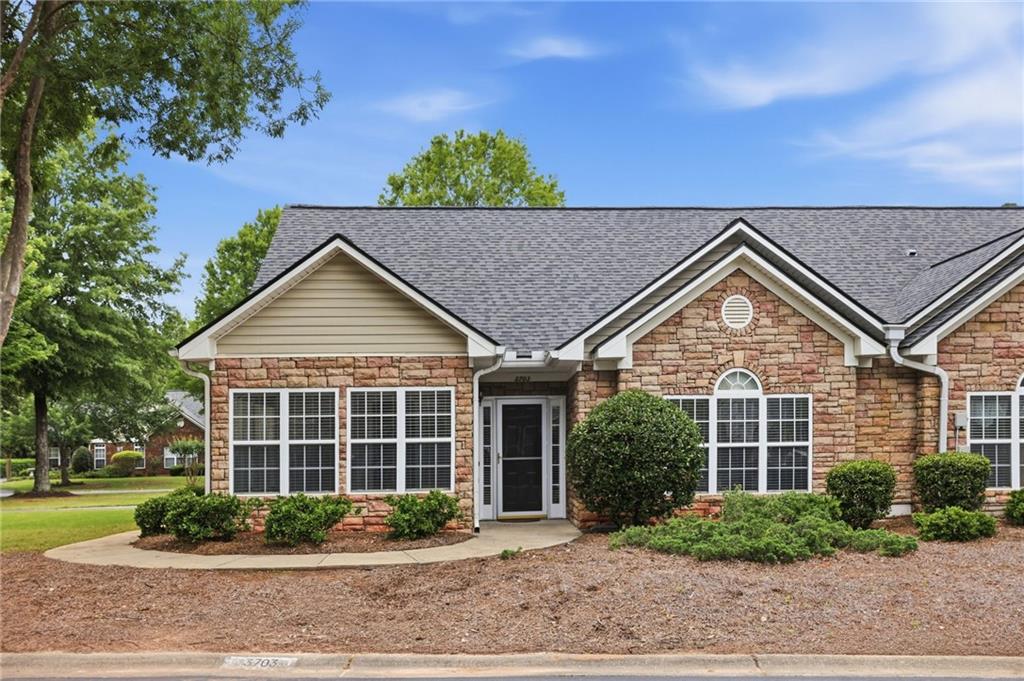 3703 Villa Springs Circle Property Photo 1