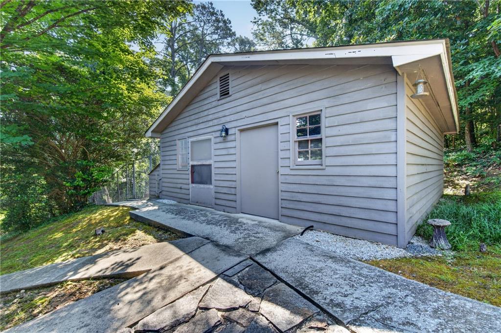 188 Hillendale Drive Property Photo 11