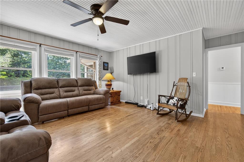 188 Hillendale Drive Property Photo 16